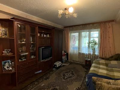 квартира по адресу Ивана Дзюбы ул. (Сімʼї Сосніних), 2-А