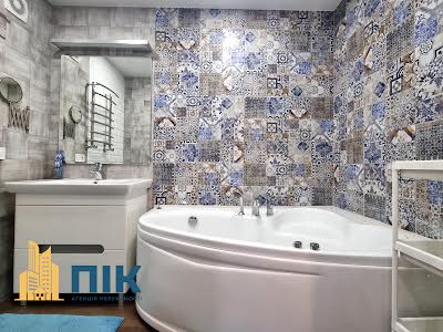 квартира по адресу Костанайская ул., 1