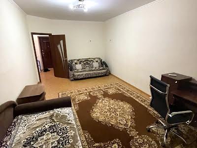 квартира по адресу Строителей ул., 11