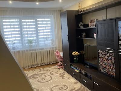 квартира за адресою Данила Галицького бульв., 20