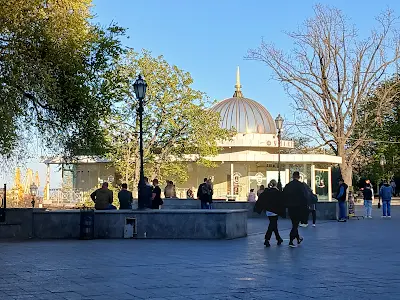 квартира за адресою Європейська пл. (Катерининська), 1