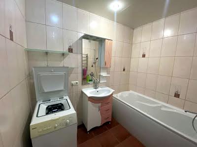 квартира по адресу Героев просп., 21