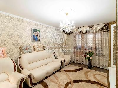 квартира за адресою Милославська вул., 17-А