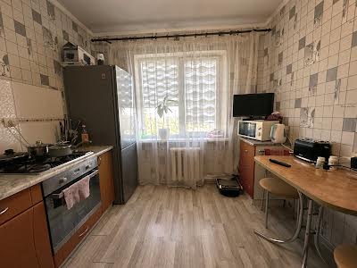 квартира за адресою Євгенія Логінова вул. (Крилова), 48