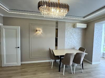 квартира за адресою Миру вул., 100