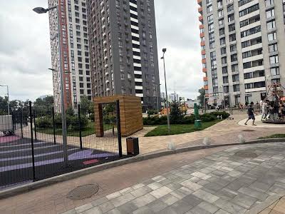 квартира за адресою Дніпровська набережна вул., 20-А