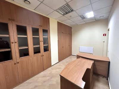 коммерческая по адресу Михаила Бойчука ул. (Киквидзе), 1/2