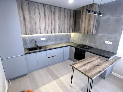 квартира по адресу Ивано-Франковск, Мира ул., 100