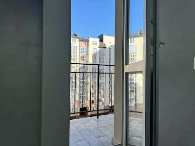 квартира по адресу Черновола ул., 155