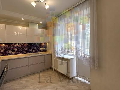 квартира за адресою Валерія Лобановського вул., 28