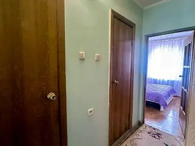 квартира за адресою Срібнокільська вул., 8