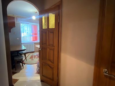 квартира за адресою Вербова, 38