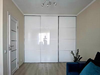 квартира за адресою Бориса Гмирі вул., 16а