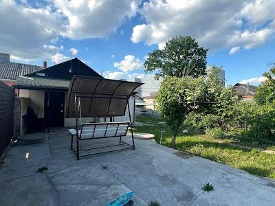 будинок за адресою Євгена Коновальця вул. (Гліба Успенського), 45