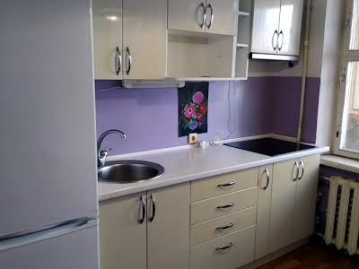 квартира за адресою Чорноліська вул. (Чеботарьова), 30Б
