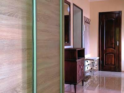 квартира за адресою Райдужна вул., 55