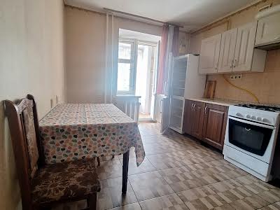 квартира за адресою Драгоманова вул., 17