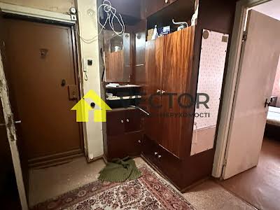 квартира за адресою Гната Хоткевича пров., 13