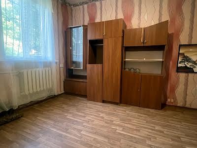 квартира за адресою Павла Чубинського вул., 4-А