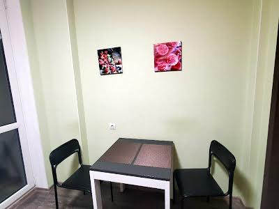 квартира по адресу Соломии Крушельницкой ул., 13