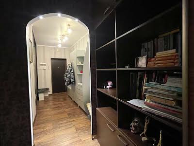 квартира по адресу Урловская ул., 11/44