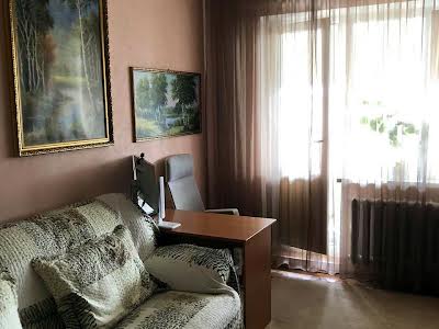 квартира за адресою Соснова вул., 10