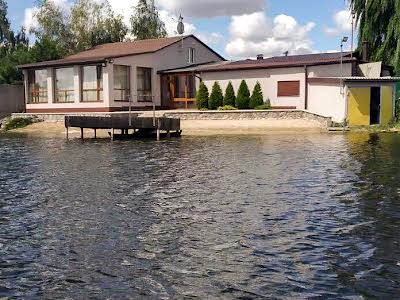 будинок за адресою с. Новоселівка, Новоселівка