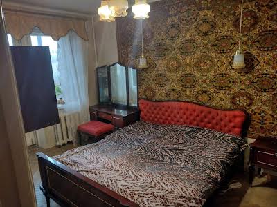 квартира за адресою Дегтярівська вул., 6