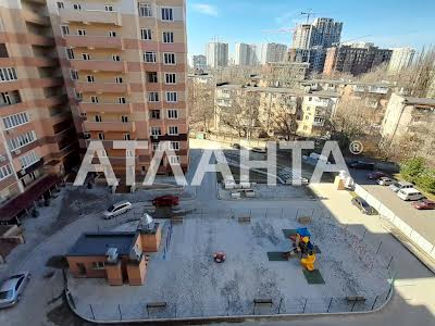 квартира за адресою Зоопаркова вул., 8в