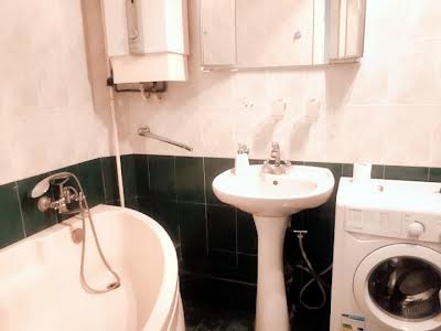 квартира за адресою Олеся Гончара вул., 32-Б
