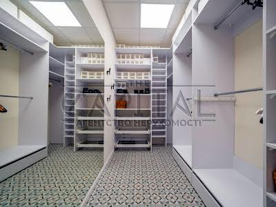будинок за адресою Берегова вул., 11