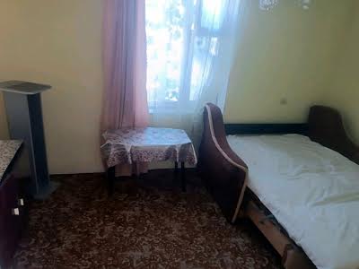 кімната за адресою Виїздна вул., 2