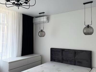 квартира по адресу Оптимістична ул., 1