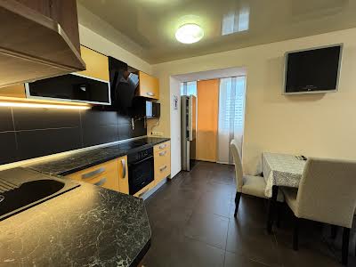 квартира за адресою Слави бульв., 21