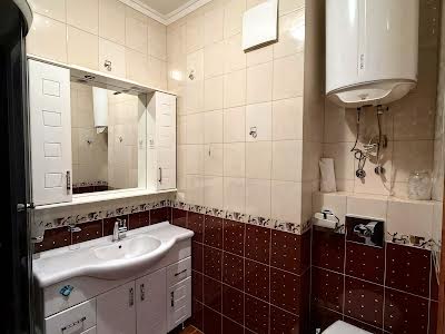 квартира за адресою Івана Крамського вул., 9