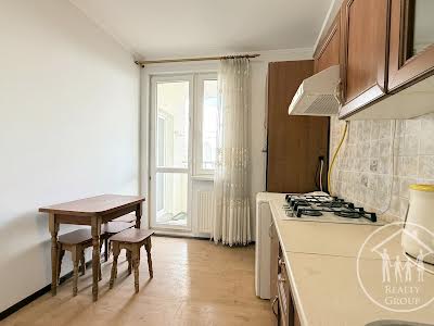 квартира за адресою Головацького, 23 Г