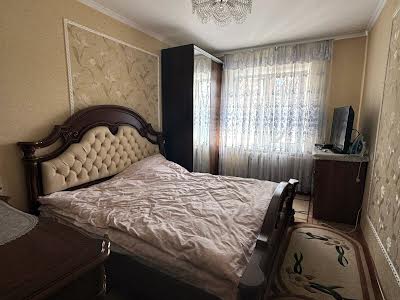 квартира по адресу Степана Бандери, 22/2