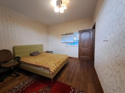 будинок за адресою Яблунева
