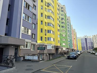 квартира за адресою с. Святопетрівське, Теплична вул., 40