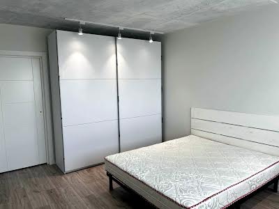 квартира за адресою Михайла Максимовича вул. (Онуфрія Трутенка), 32-А