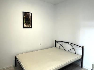 квартира за адресою Салютна вул., 2к3