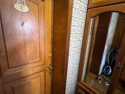 квартира за адресою Євгена Танцюри вул., 78