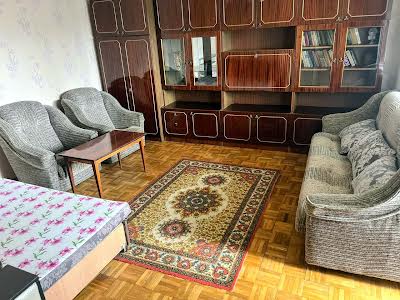 квартира за адресою Межигірська вул., 50