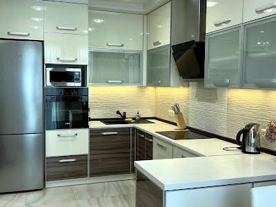 квартира за адресою Регенераторна вул., 4