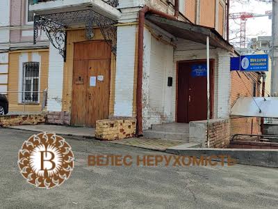 коммерческая по адресу Лютеранская ул., 12