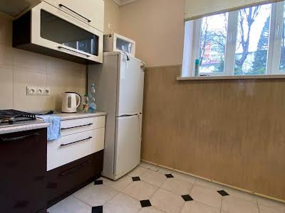 квартира за адресою Остапа Луцького вул., 5а