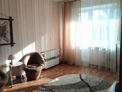 квартира за адресою Екіпажний пров., 3