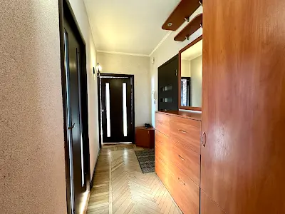 квартира за адресою Академіка Глушкова просп., 49