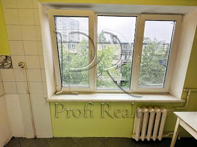 квартира за адресою Братиславська вул., 16