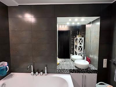 квартира за адресою проспект Миру, 21